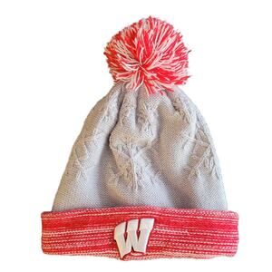 Wisconsin Badgers Women’s Knit Pom Hat New Era Red White Gray Winter Beanie